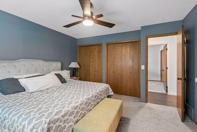 5855 W 140th Street, Savage, MN 55378
