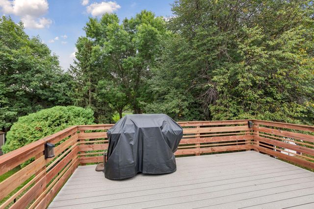 5855 W 140th Street, Savage, MN 55378