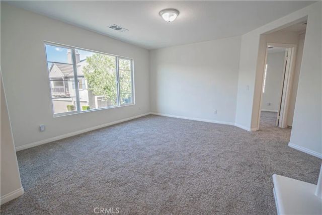 19380 Laroda, Saugus, CA 91350