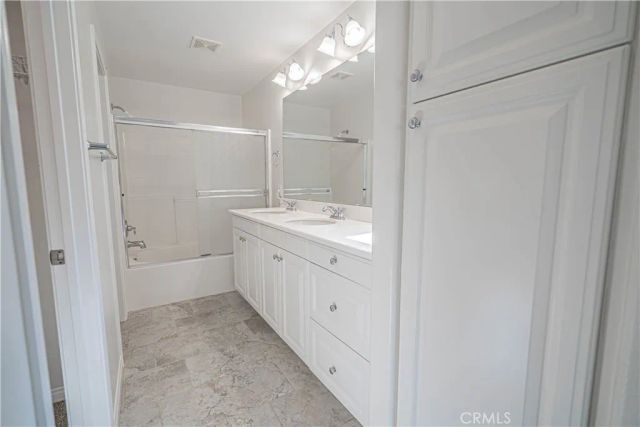 19380 Laroda, Saugus, CA 91350