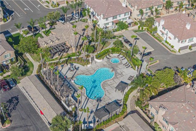 19380 Laroda, Saugus, CA 91350