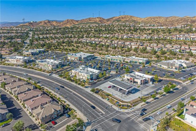 19380 Laroda, Saugus, CA 91350