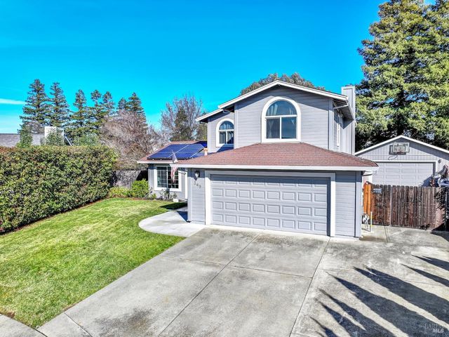 369 Kendrick Ln, Vacaville, CA 95687