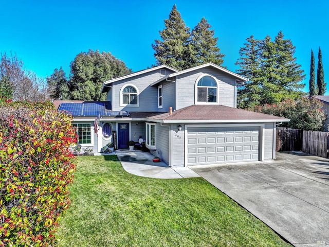 369 Kendrick Ln, Vacaville, CA 95687