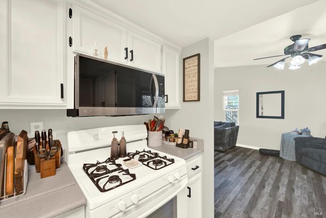 369 Kendrick Ln, Vacaville, CA 95687