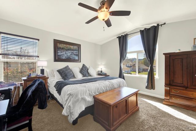 369 Kendrick Ln, Vacaville, CA 95687