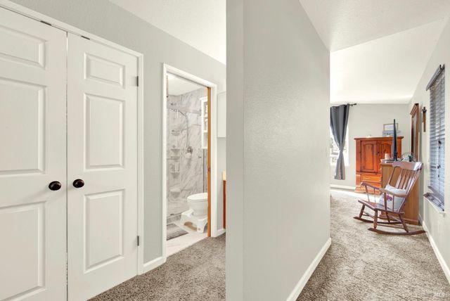 369 Kendrick Ln, Vacaville, CA 95687