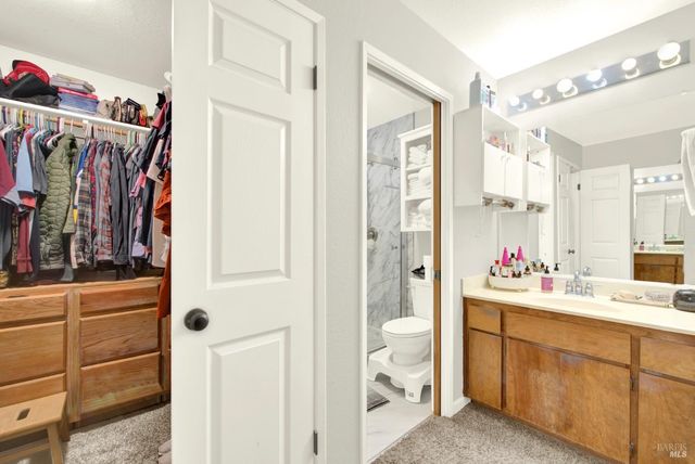 369 Kendrick Ln, Vacaville, CA 95687