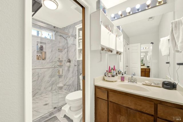 369 Kendrick Ln, Vacaville, CA 95687