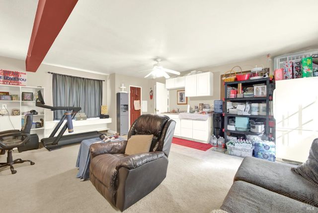 369 Kendrick Ln, Vacaville, CA 95687