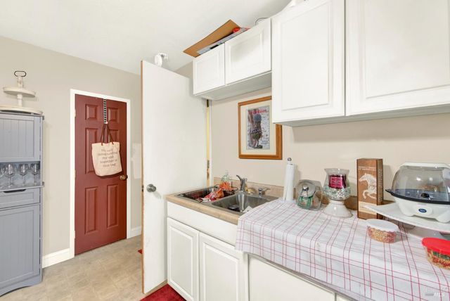 369 Kendrick Ln, Vacaville, CA 95687