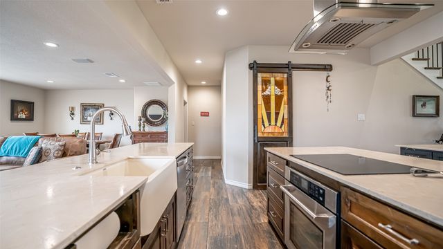 4515 E Renfro Street, Alvarado, TX 76009