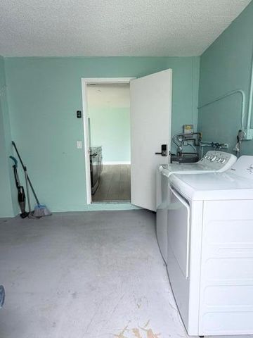 1308 SW 24th Street, Boynton Beach, FL 33426