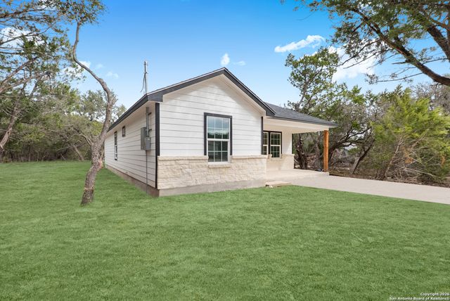 1096 Deer Valley, Spring Branch, TX 78070