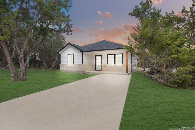 1096 Deer Valley, Spring Branch, TX 78070