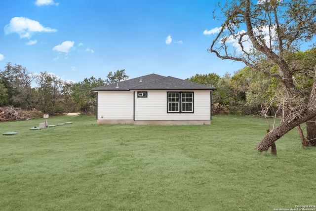 1096 Deer Valley, Spring Branch, TX 78070