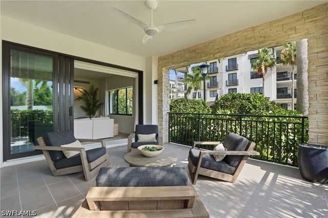 1130 3rd AVE S 109, Naples, FL 34102