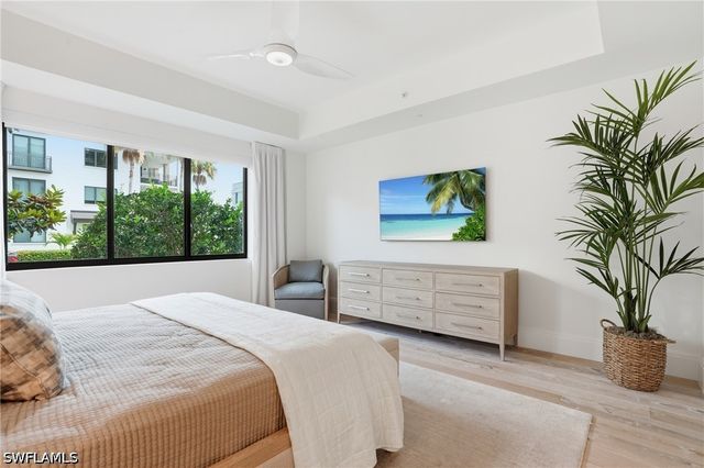 1130 3rd AVE S 109, Naples, FL 34102