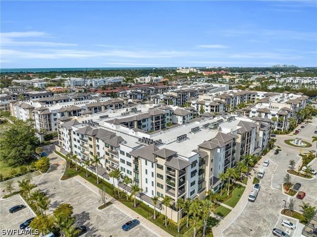 1130 3rd AVE S 109, Naples, FL 34102