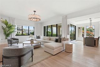 1130 3rd AVE S 109, Naples, FL 34102