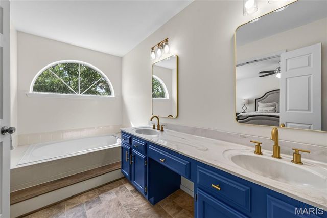 217 Country Hollow Court, St Charles, MO 63304