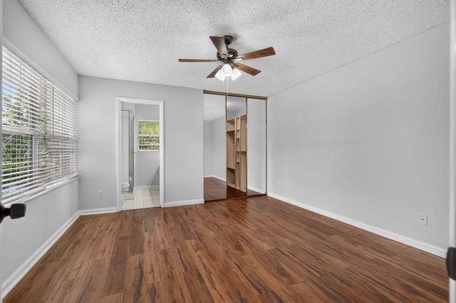 1908 Hartford Court S, West Palm Beach, FL 33409