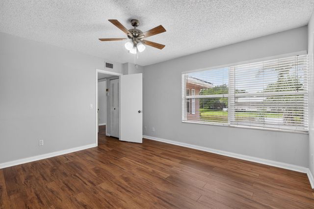 1908 Hartford Court S, West Palm Beach, FL 33409