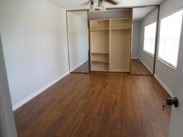 1908 Hartford Court S, West Palm Beach, FL 33409