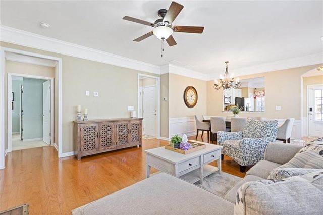 6106 Longleaf Drive, Hoschton, GA 30548