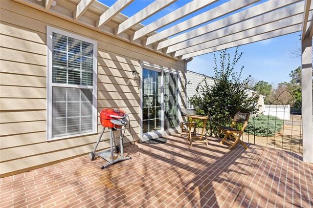 6106 Longleaf Drive, Hoschton, GA 30548