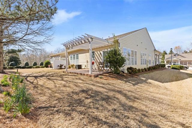 6106 Longleaf Drive, Hoschton, GA 30548