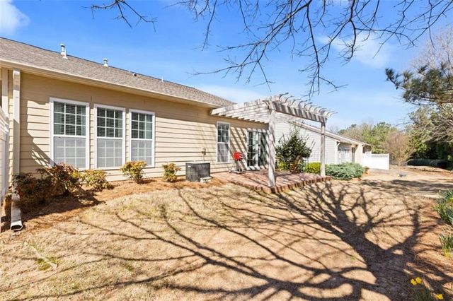 6106 Longleaf Drive, Hoschton, GA 30548