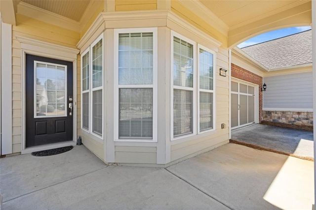 6106 Longleaf Drive, Hoschton, GA 30548