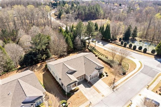 6106 Longleaf Drive, Hoschton, GA 30548