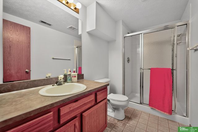 327 N 160 Street, Omaha, NE 68118
