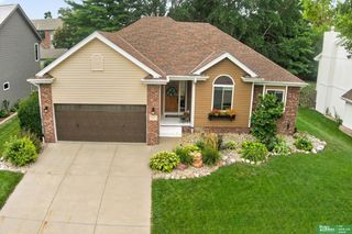 327 N 160 Street, Omaha, NE 68118