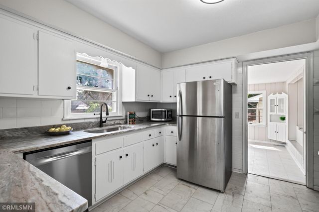672 80th Avenue NE, Spring Lake Park, MN 55432