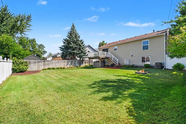 421 Macomb Avenue NW, Grand Rapids, MI 49534