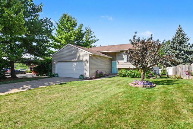 421 Macomb Avenue NW, Grand Rapids, MI 49534