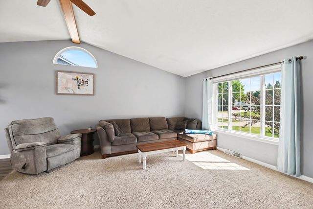 421 Macomb Avenue NW, Grand Rapids, MI 49534