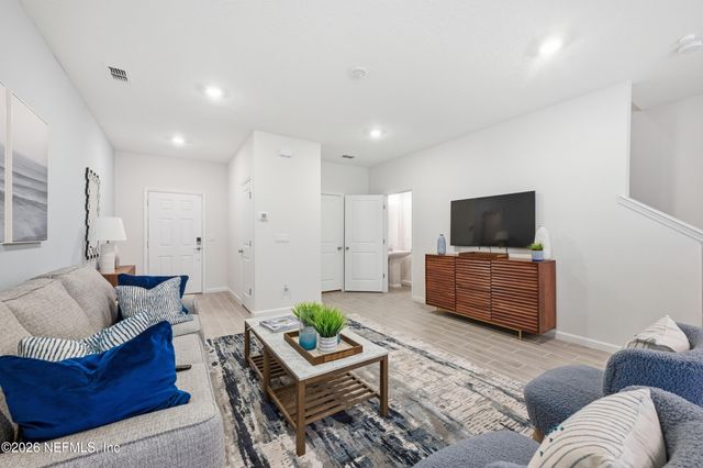 2246 WINDWARD CAY Lane, Middleburg, FL 32068