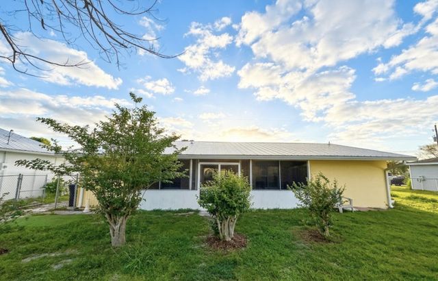 267 NW Biltmore Street, Port St. Lucie, Port St Lucie, FL 34983