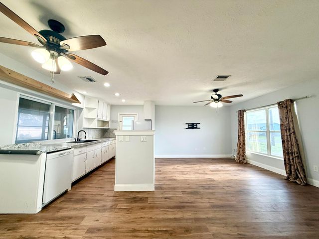 267 NW Biltmore Street, Port St. Lucie, Port St Lucie, FL 34983