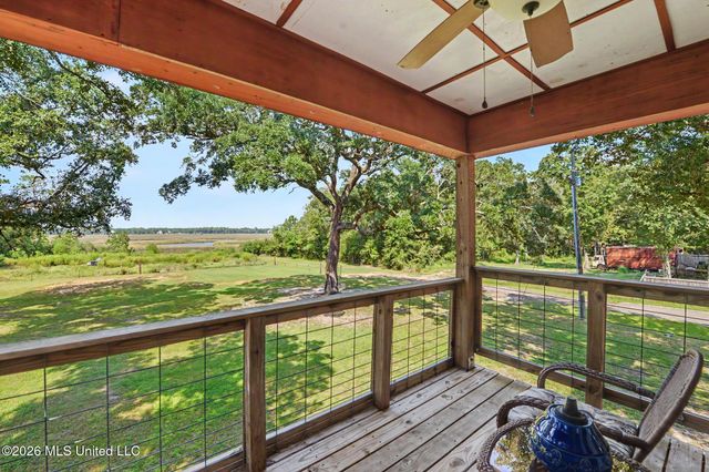 1601 Fawn Street, Ocean Springs, MS 39564