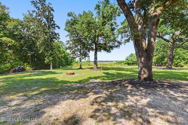 1601 Fawn Street, Ocean Springs, MS 39564