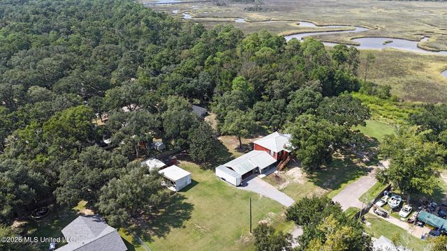 1601 Fawn Street, Ocean Springs, MS 39564