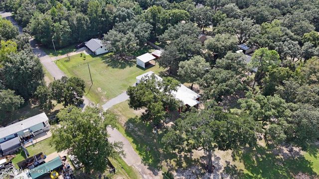 1601 Fawn Street, Ocean Springs, MS 39564