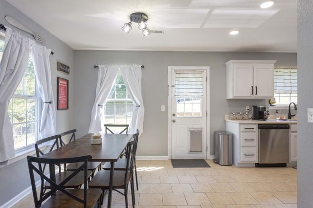 13215 Emerald Creek Cir, Soddy Daisy, TN 37379