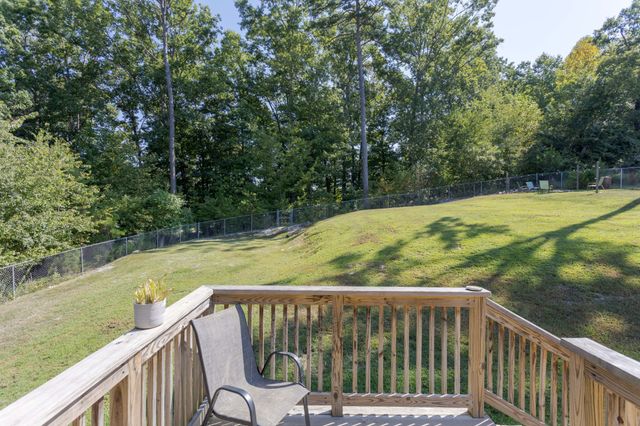 13215 Emerald Creek Cir, Soddy Daisy, TN 37379
