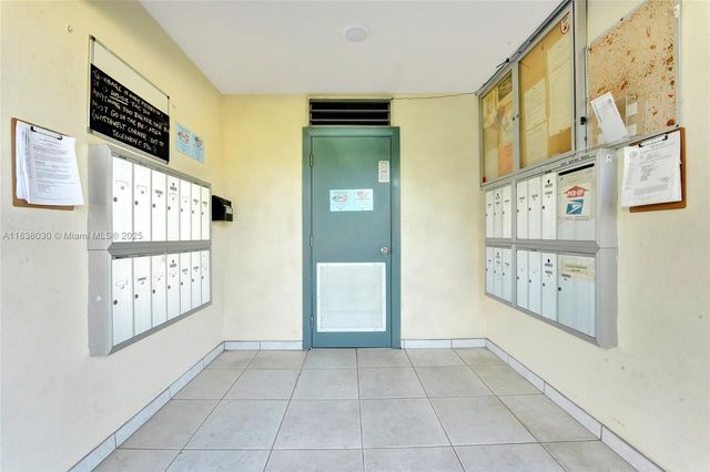 7401 Pines Blvd 210, Pembroke Pines, FL 33024